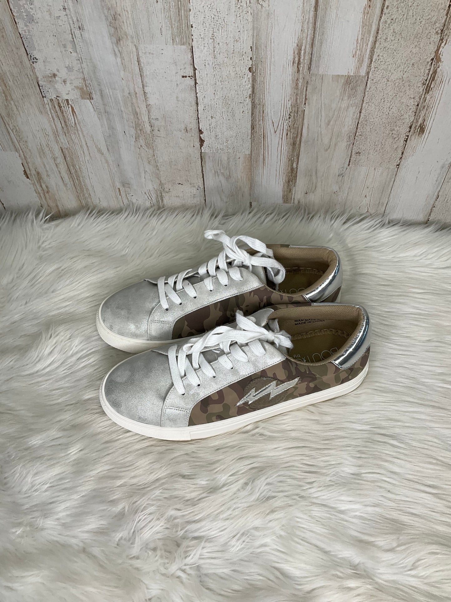Shoes Athletic By Corkys Size: 9