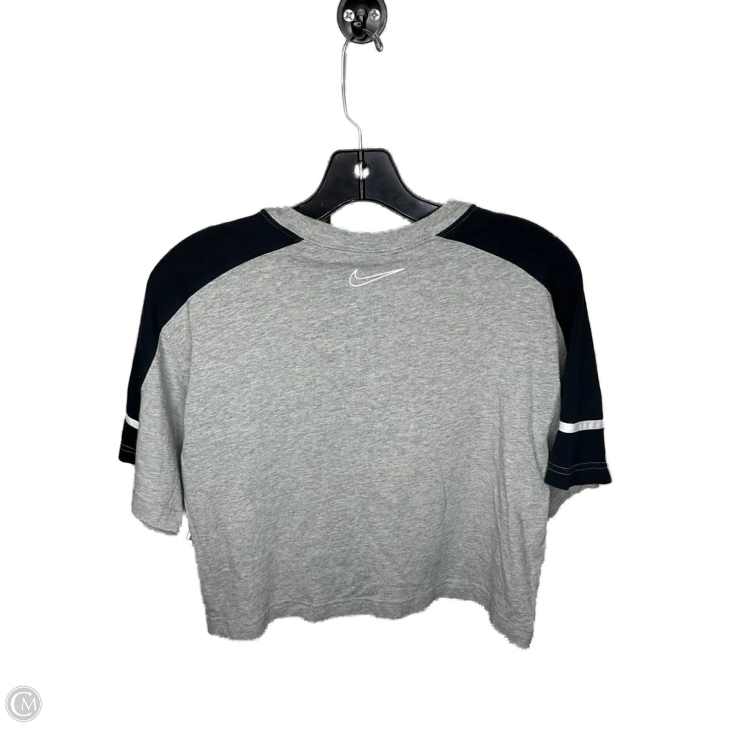 Top Short Sleeve By Nike In Grey, Size: M