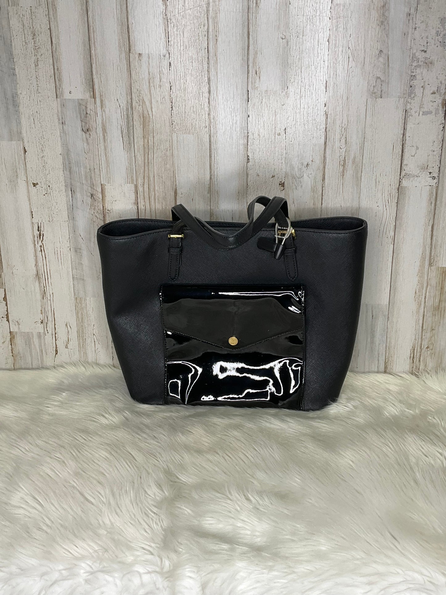 Handbag By Michael Kors Size: Small