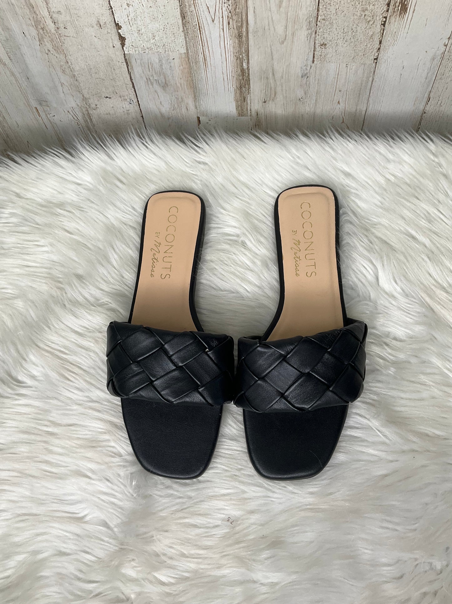 Sandals Flats By Coconuts Size: 7