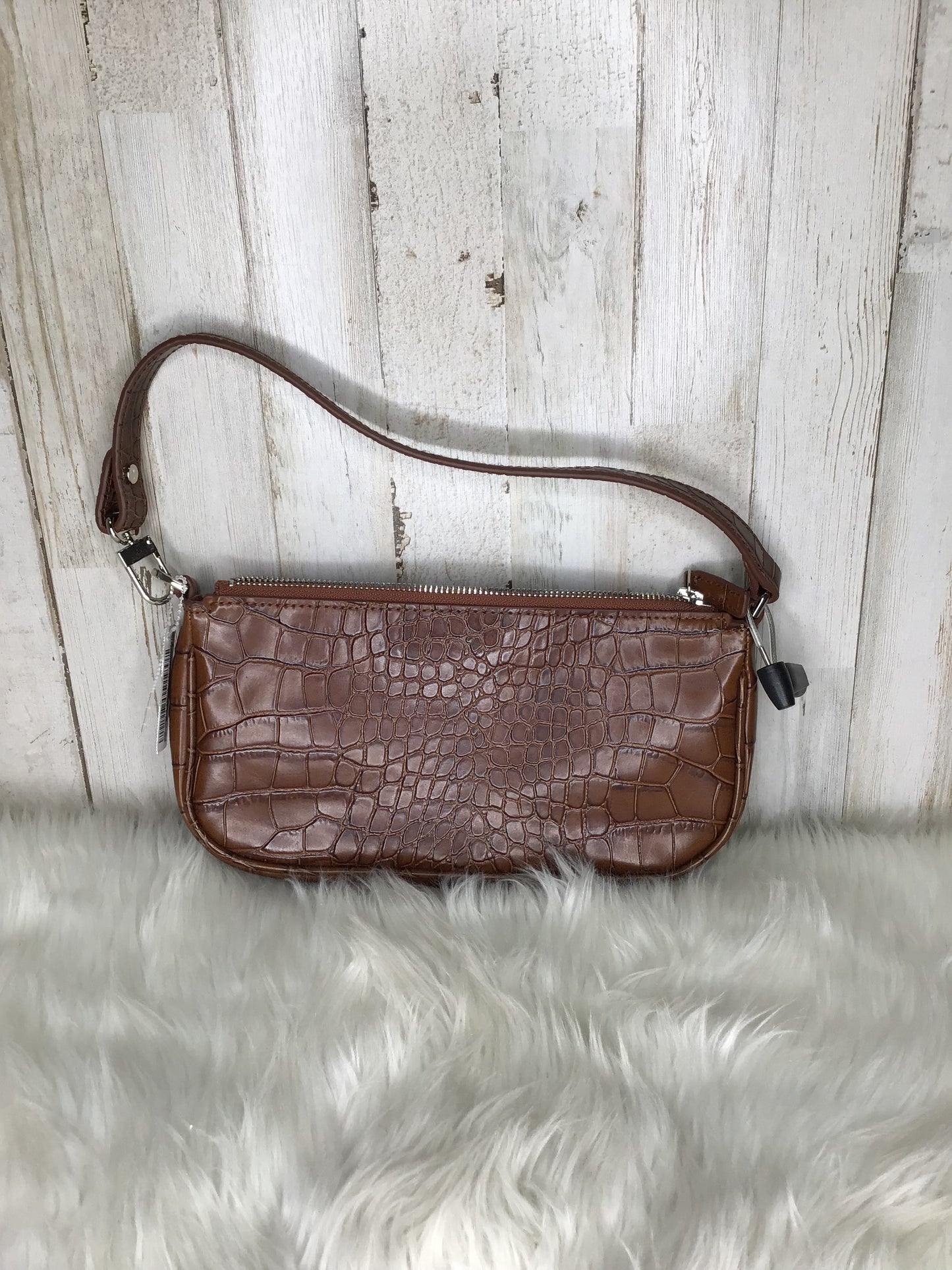 Handbag By Cma Size: Small
