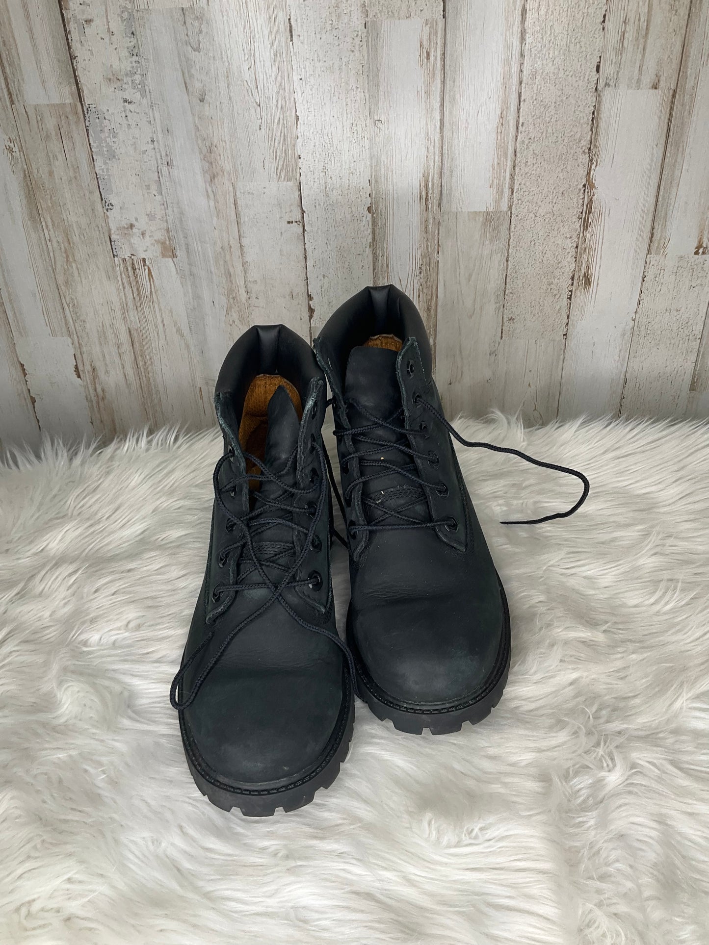 Boots Ankle Flats By Timberland Size: 6