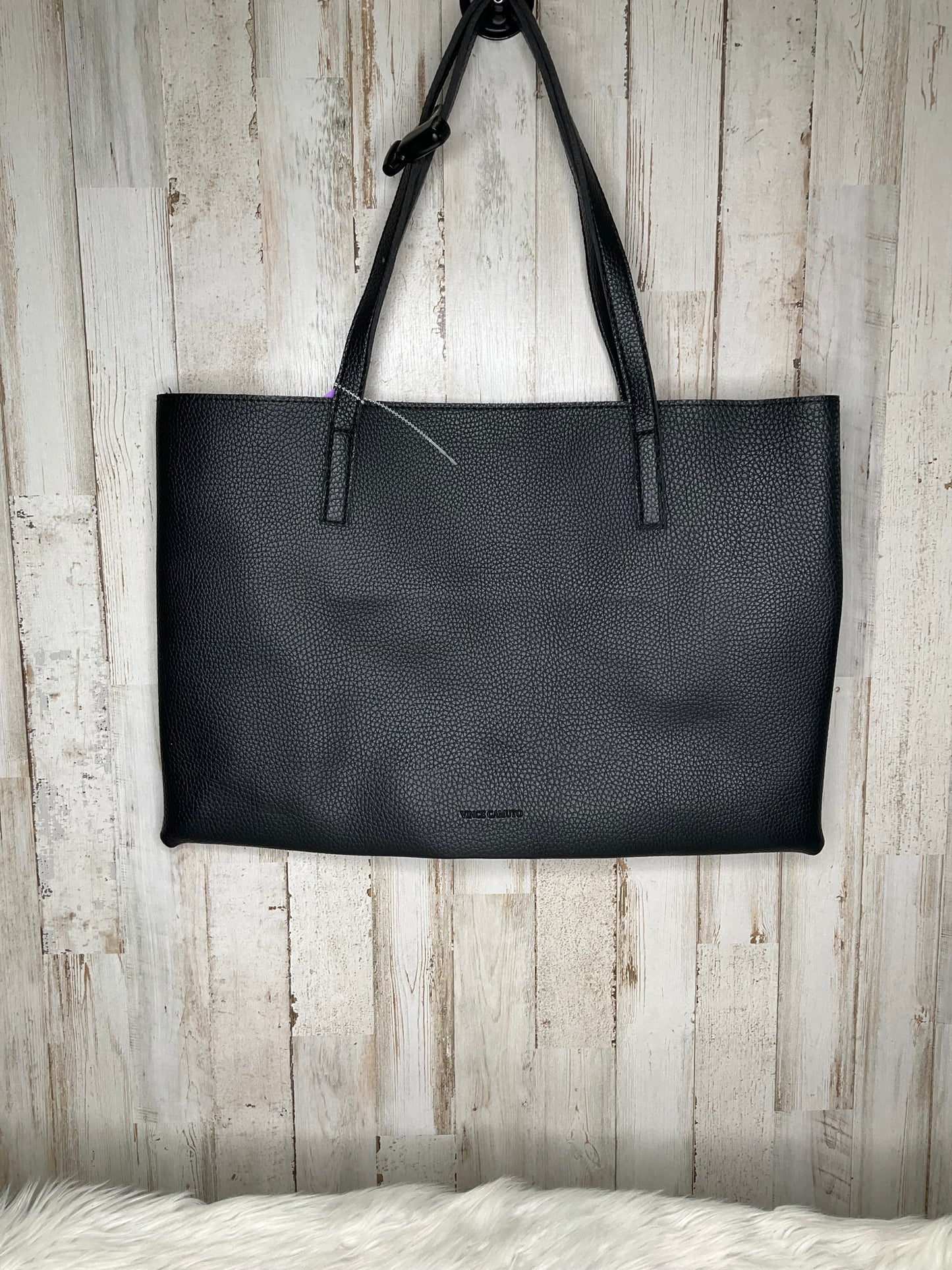 Handbag By Vince Camuto Size: Medium