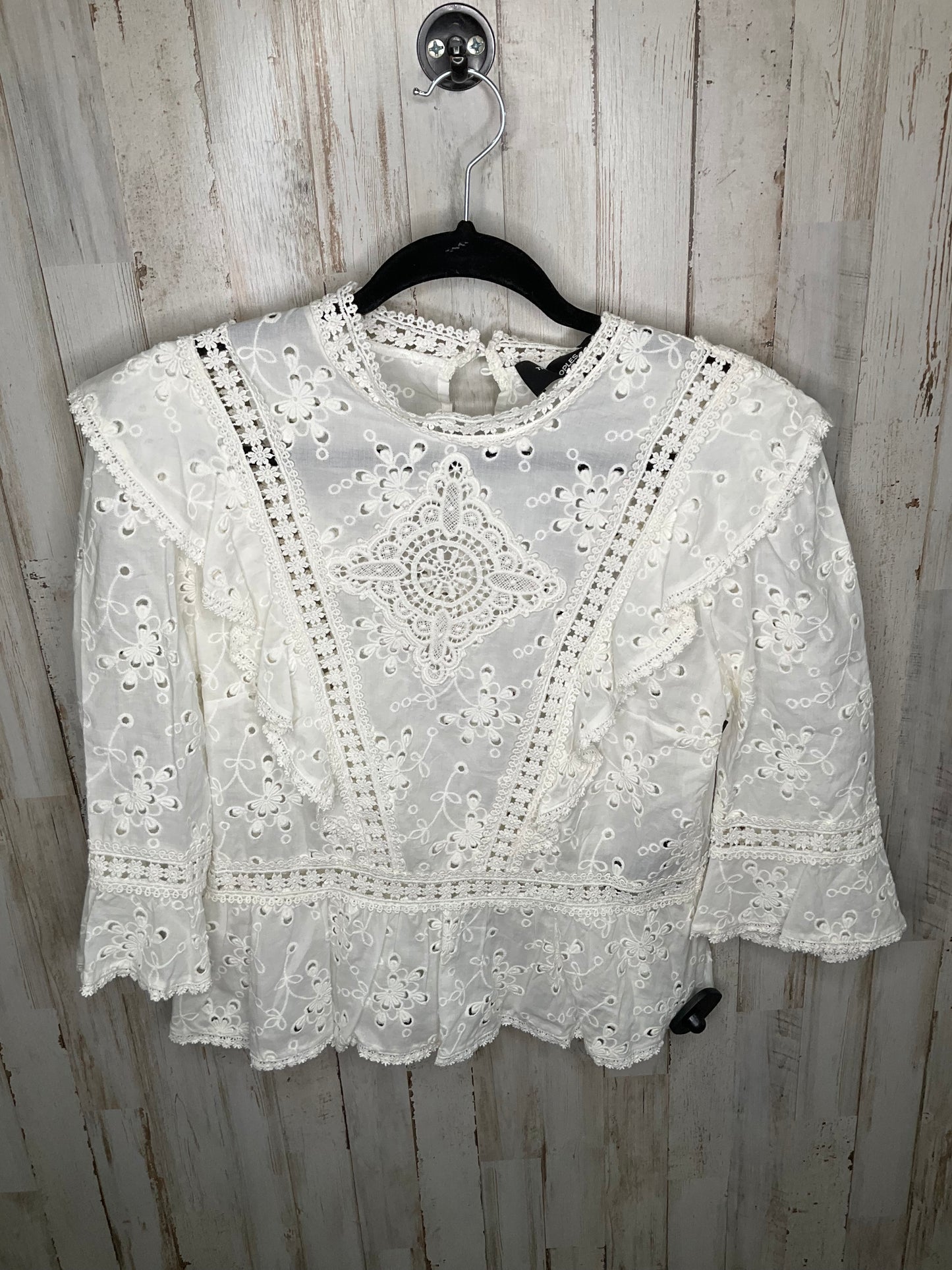 White Top 3/4 Sleeve Cma, Size L