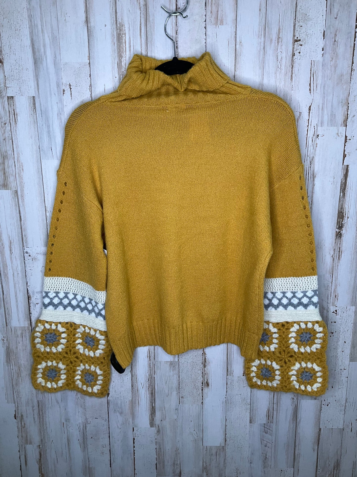 Yellow Sweater En Creme, Size S