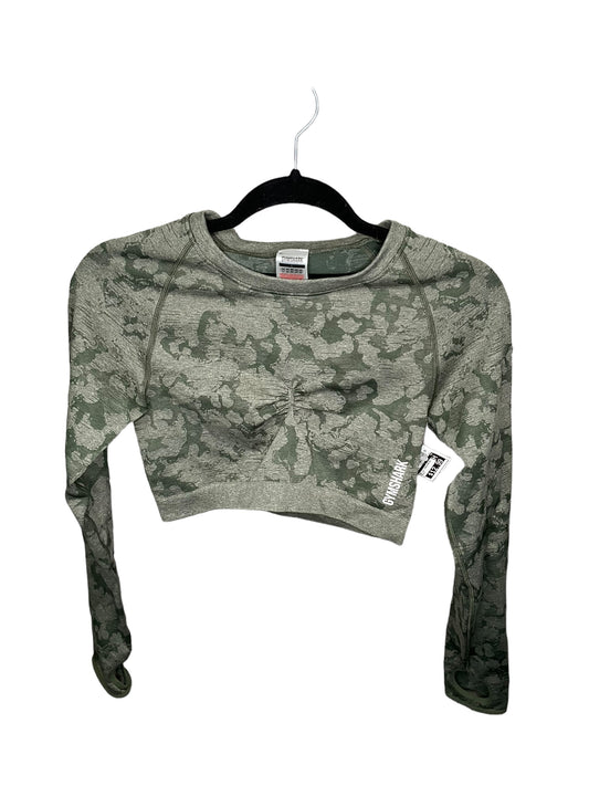 Athletic Top Long Sleeve Crewneck By Gym Shark In Camouflage Print, Size: L