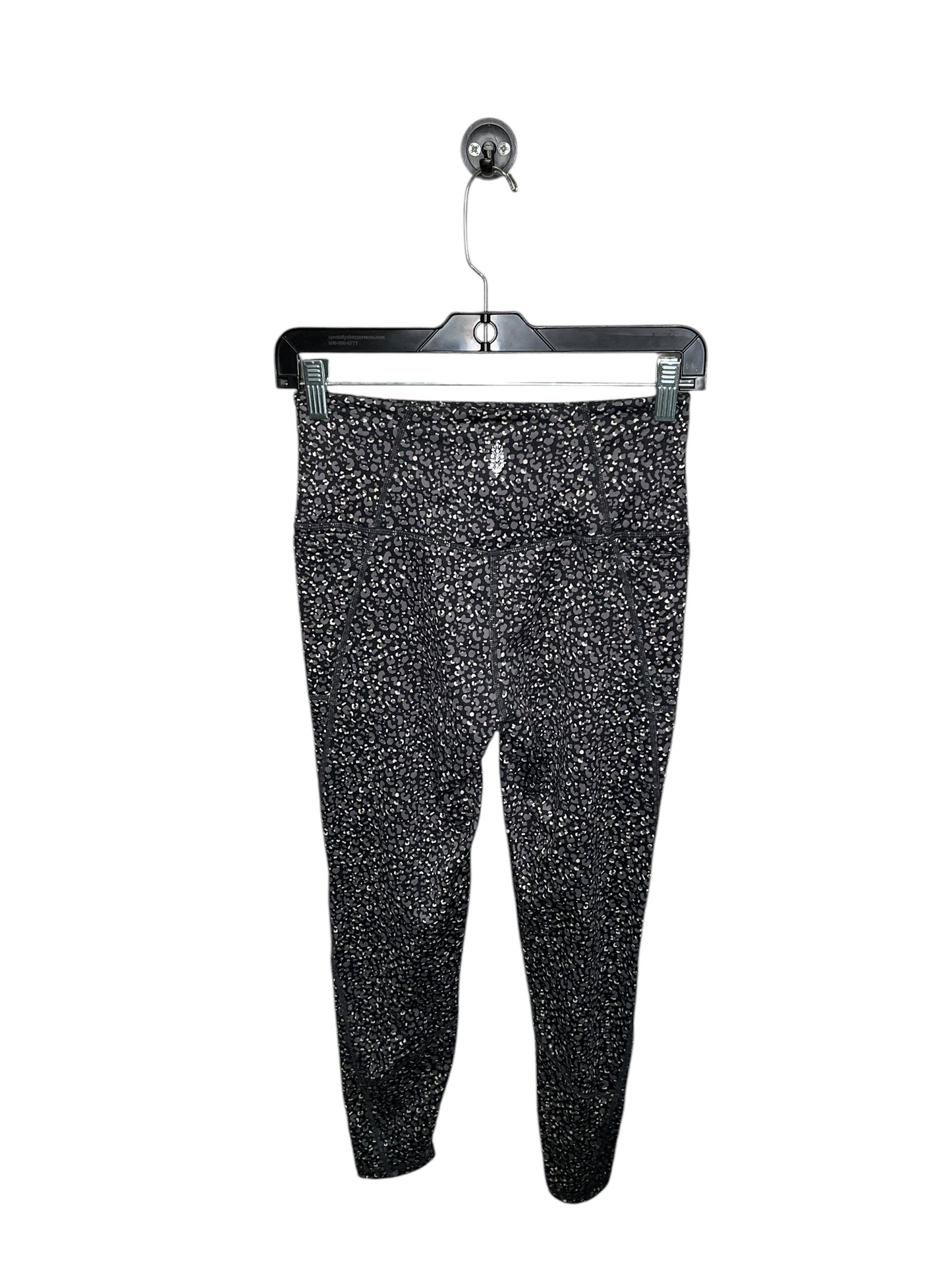 Athletic Leggings By Free People In Grey, Size: S