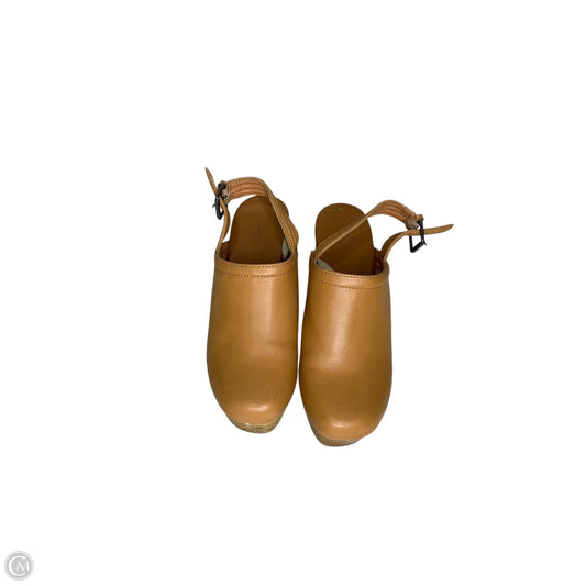 Shoes Heels Block By Universal Thread In Brown, Size: 7.5