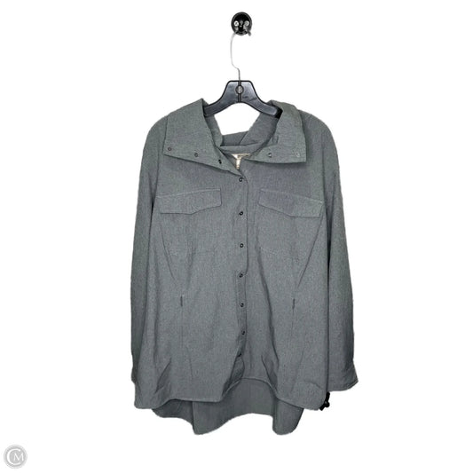 Athletic Top Long Sleeve Collar By Duluth Trading In Grey, Size: 2x