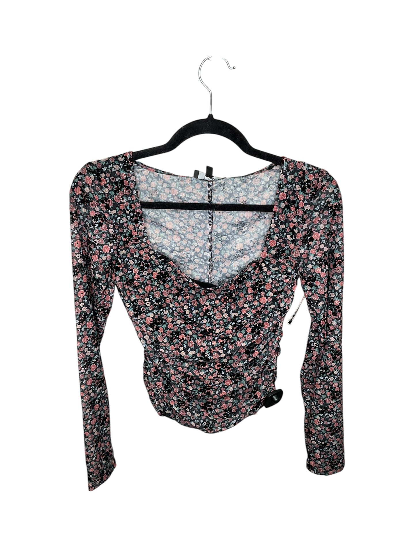 Top Long Sleeve By Lulus In Floral Print, Size: M