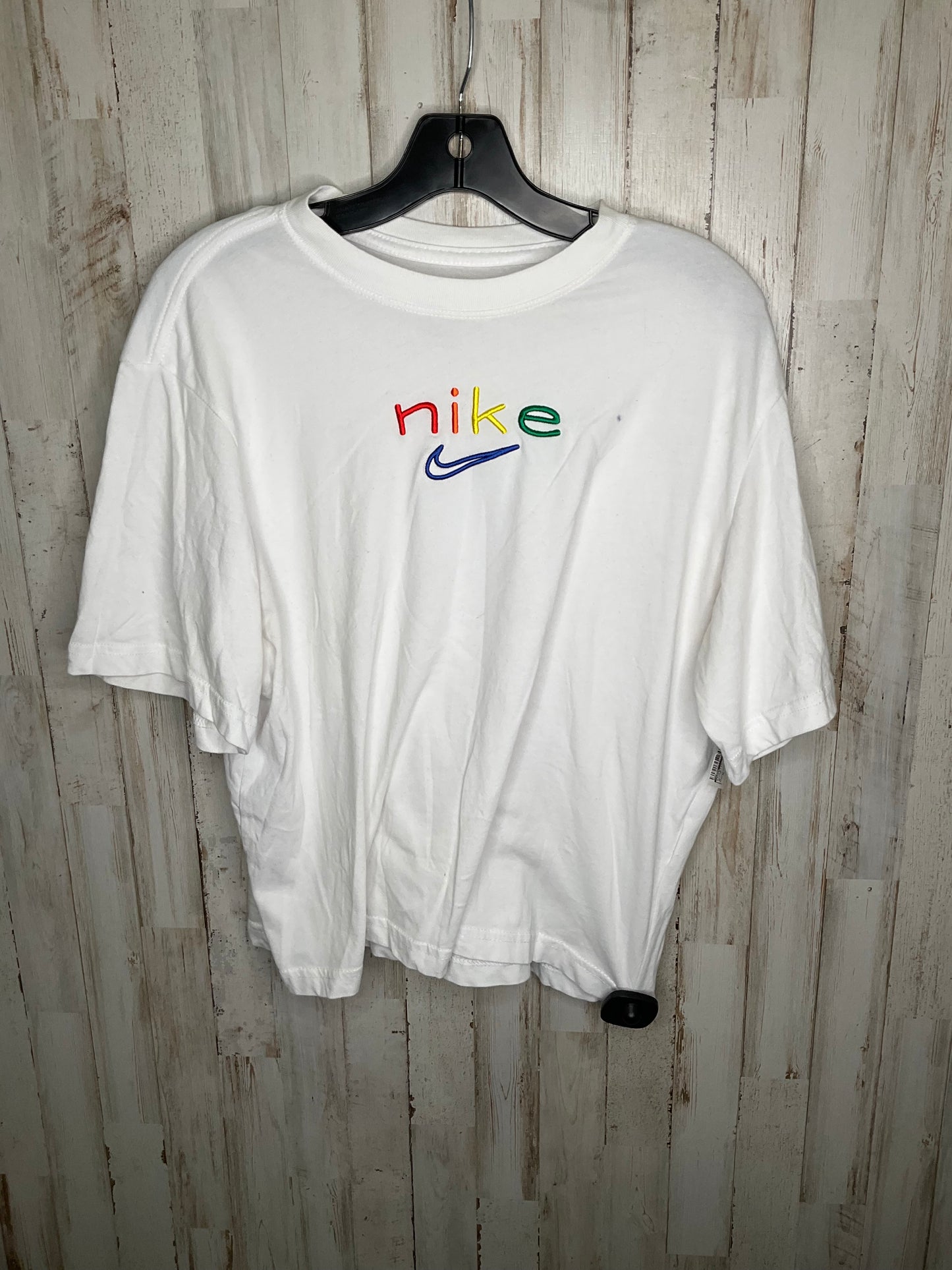 Athletic Top Short Sleeve By Nike In White, Size: M