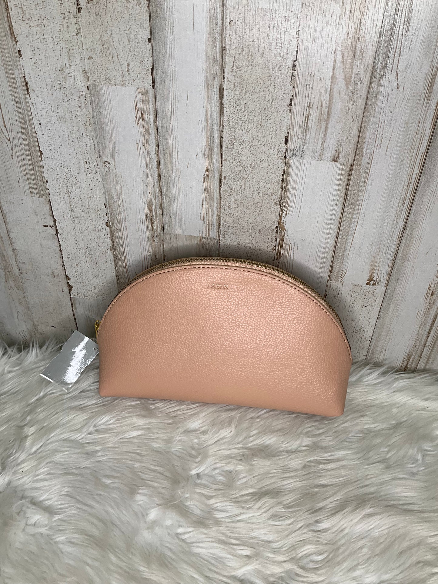 Makeup Bag By Clothes Mentor  Size: Medium