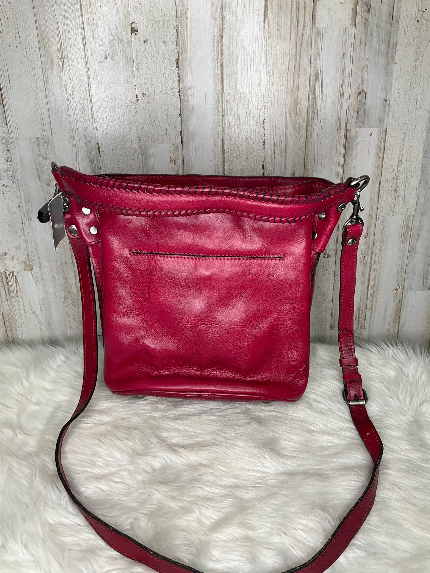 Red Handbag Designer Patricia Nash, Size Medium