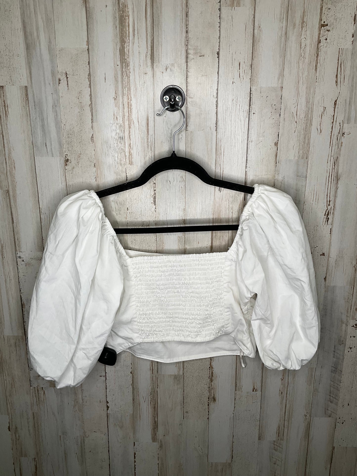 White Top 3/4 Sleeve Abercrombie And Fitch, Size S