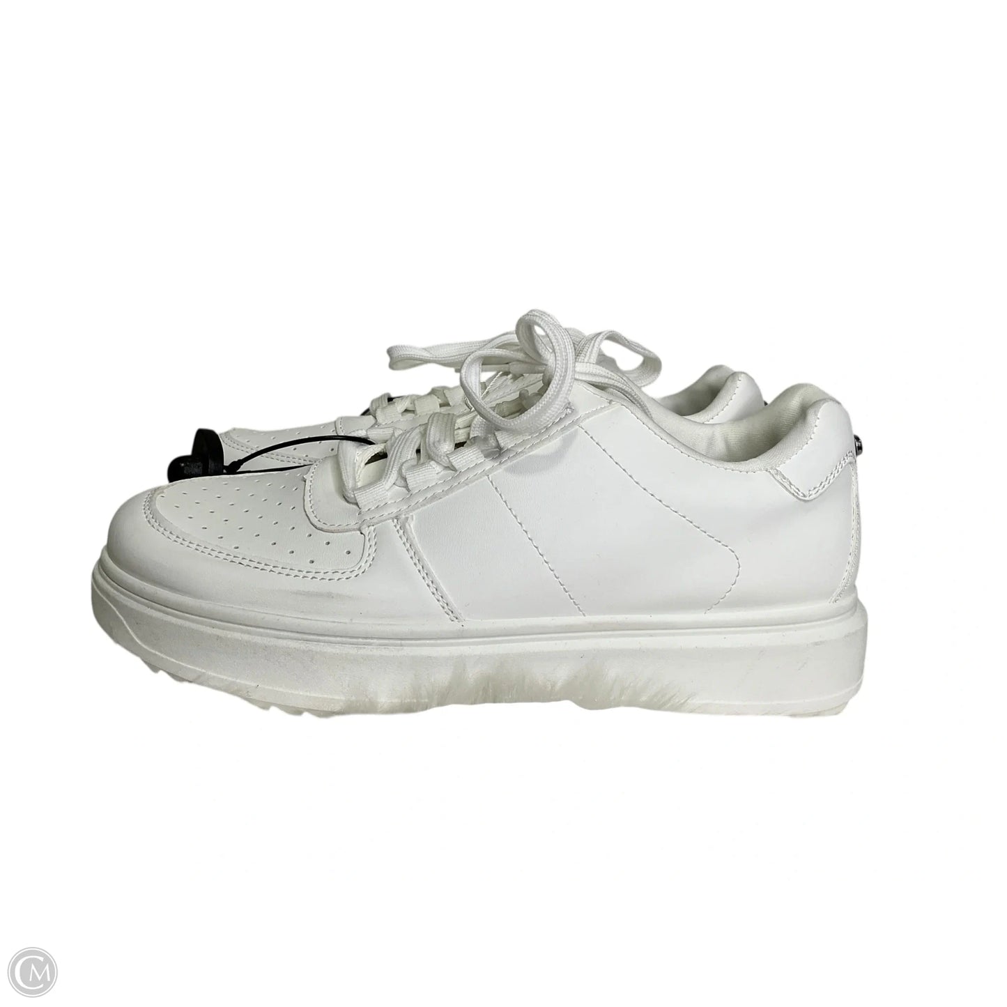 Shoes Sneakers By Madden Girl In White, Size: 9