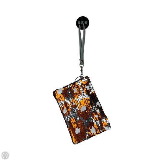 Wristlet By Clothes Mentor, Size: Small