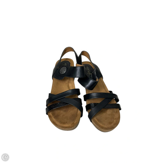 Sandals Heels Platform By Clothes Mentor In Black, Size: 7.5