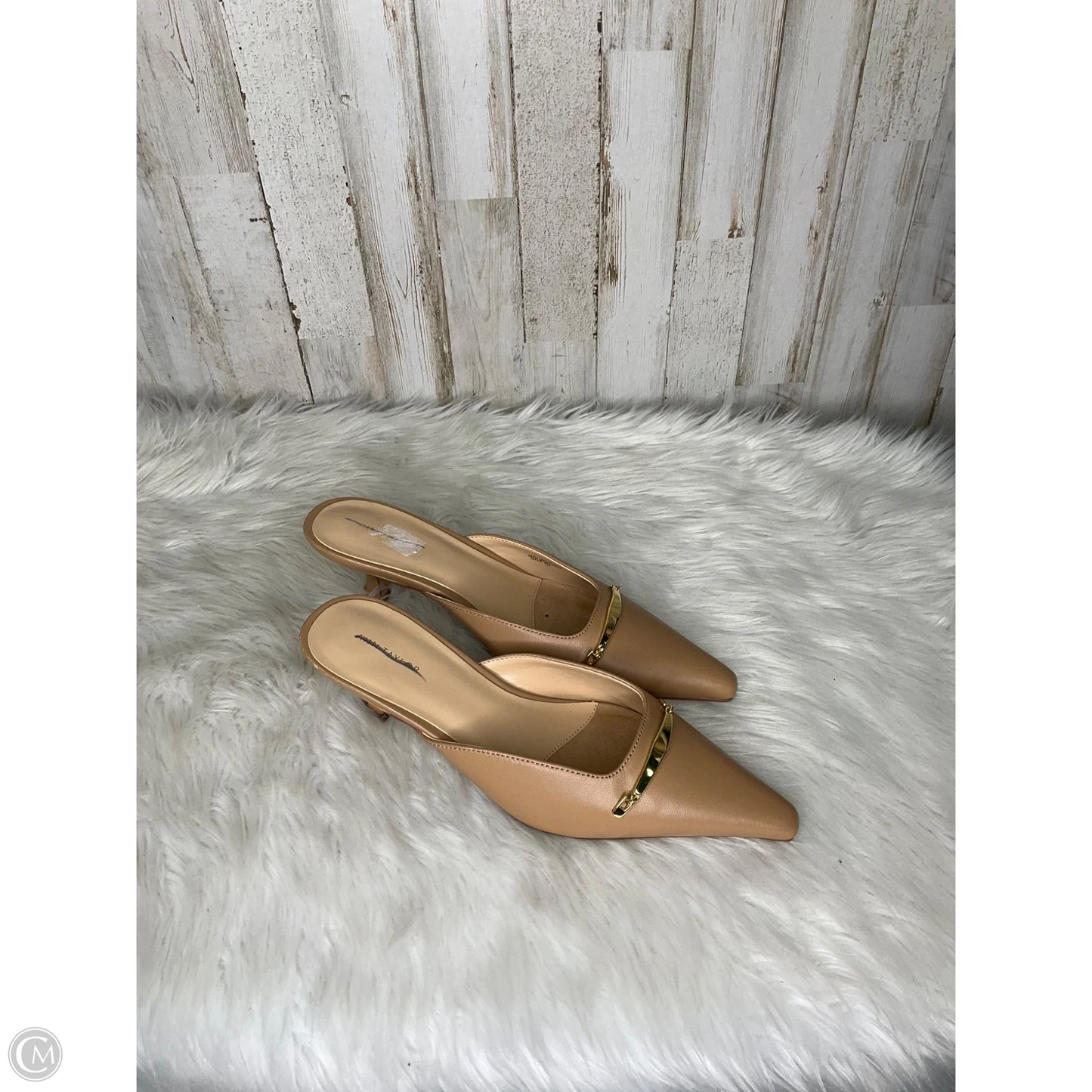 Shoes Heels Kitten By Ann Taylor In Cream, Size: 7