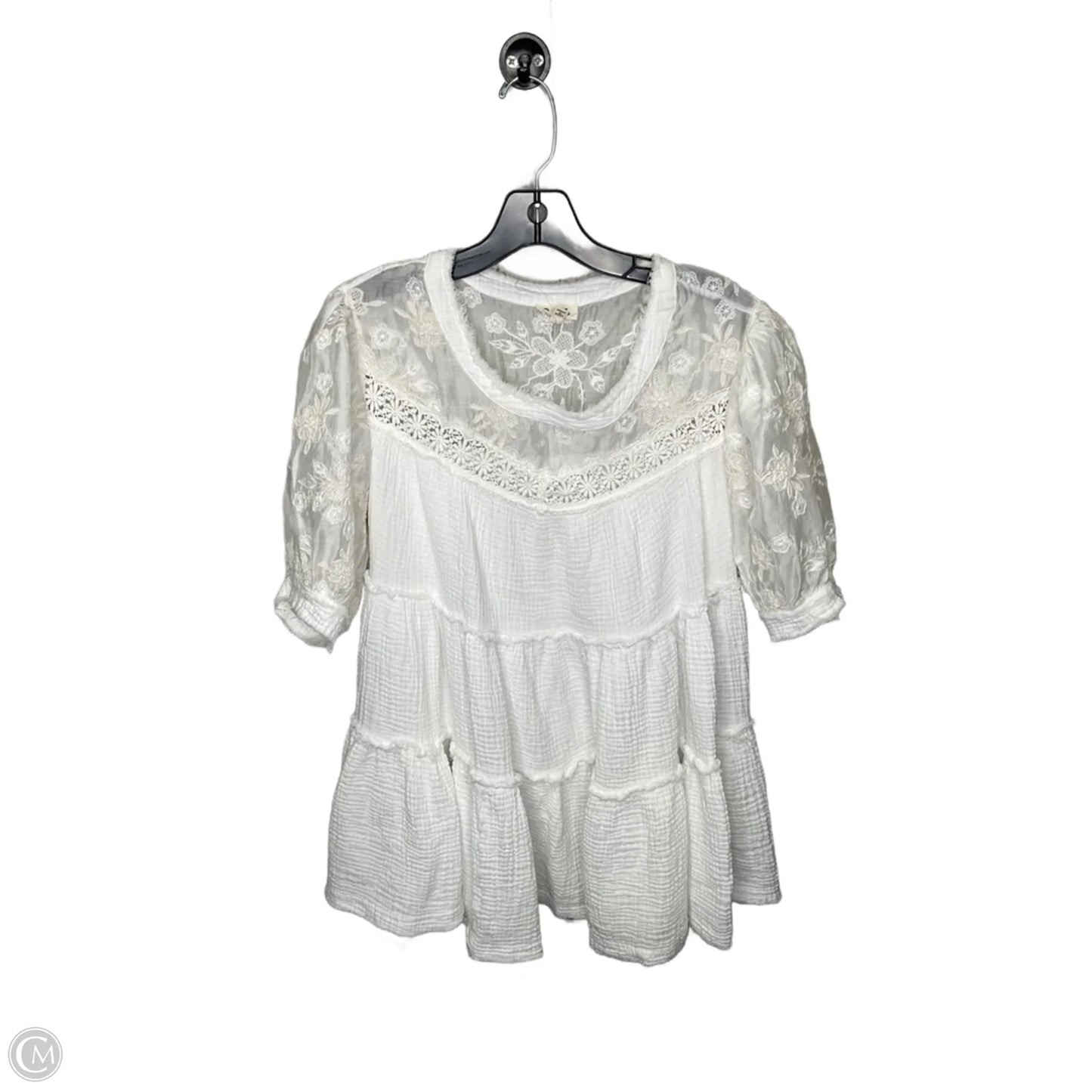 Top Short Sleeve By Pol In White, Size: S