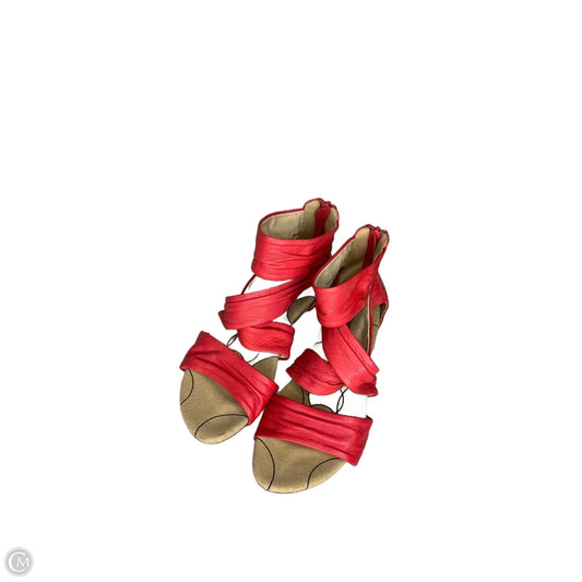 Sandals Flats By Clothes Mentor In Pink, Size: 5