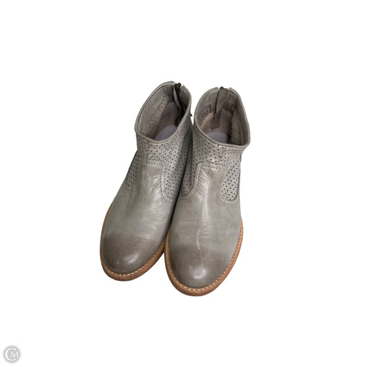 Boots Ankle Flats By Johnston & Murphy In Grey, Size: 6