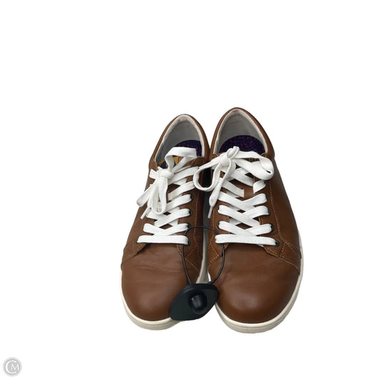 Shoes Sneakers By Clothes Mentor In Brown, Size: 10