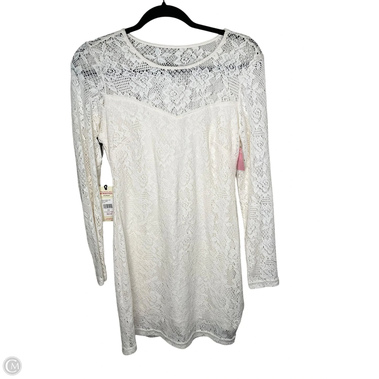 Dress Casual Short By Clothes Mentor In Cream, Size: Xs