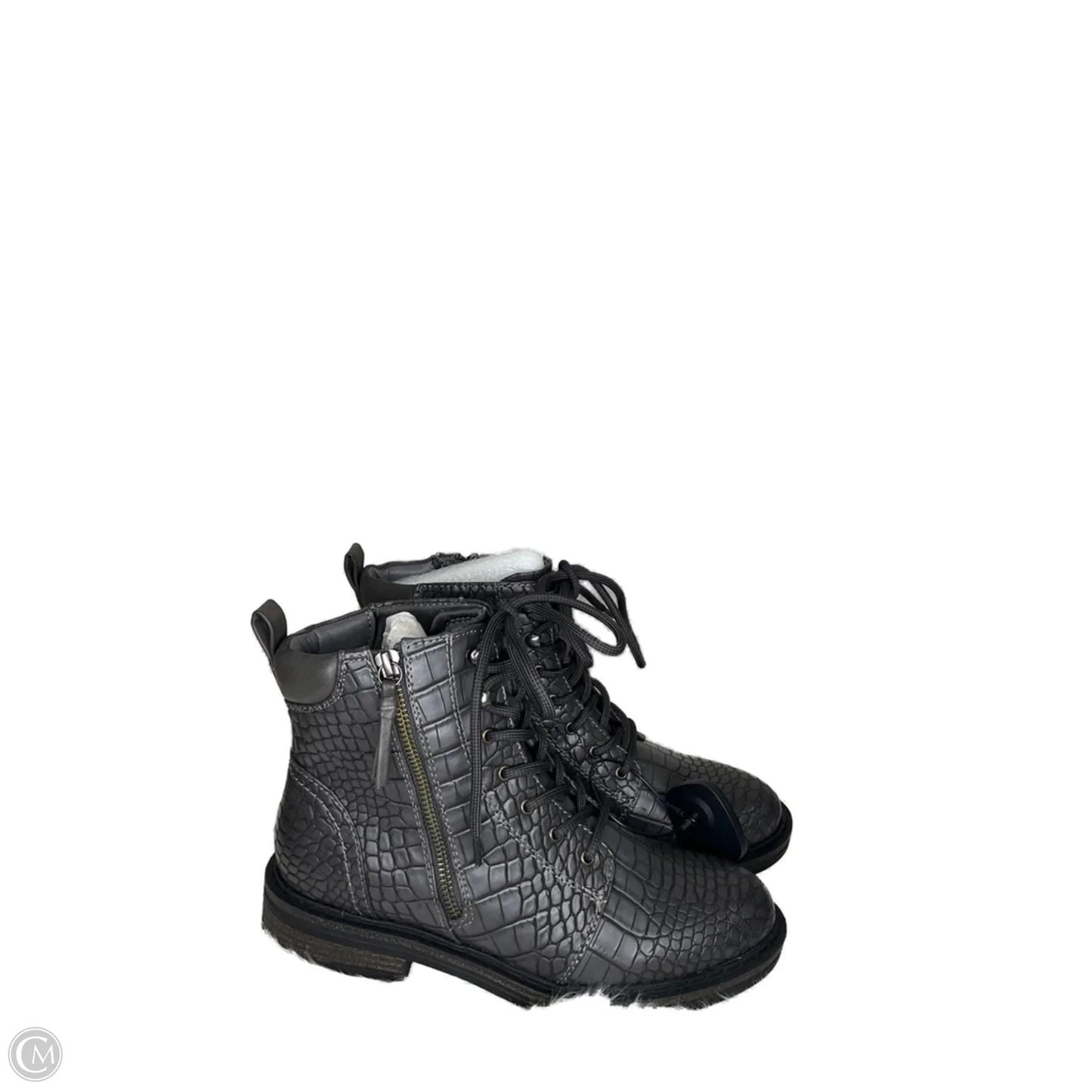 Boots Ankle Flats By Bare Traps In Grey, Size: 7.5