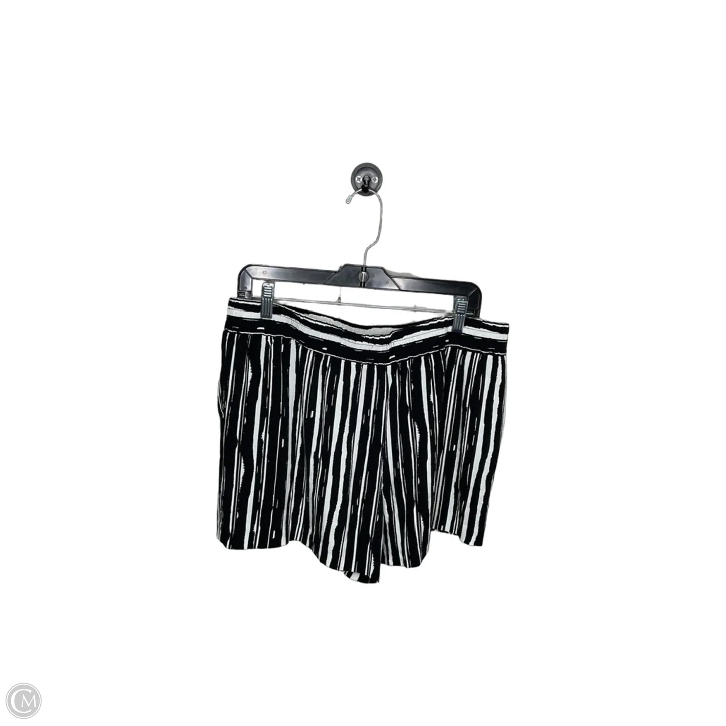 Shorts By Apt 9 In Black & White, Size: L
